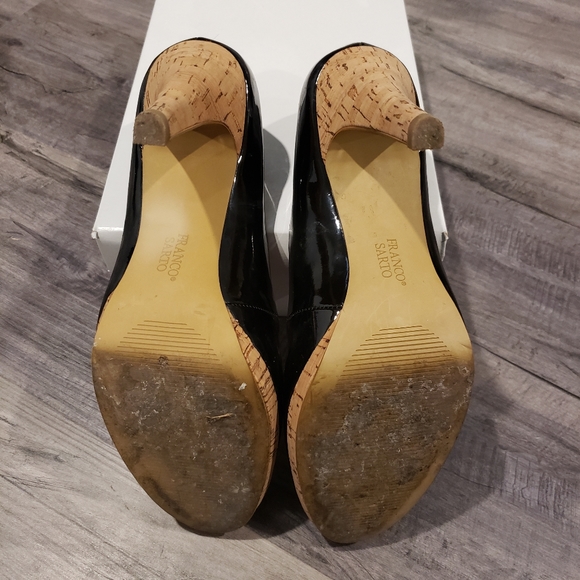 Franco Sarto patent leather black shoes - Picture 6 of 6
